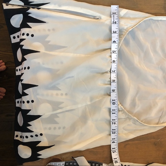 Anna Sui 100% silk front bow tie shirt 4 open back - Picture 8 of 8